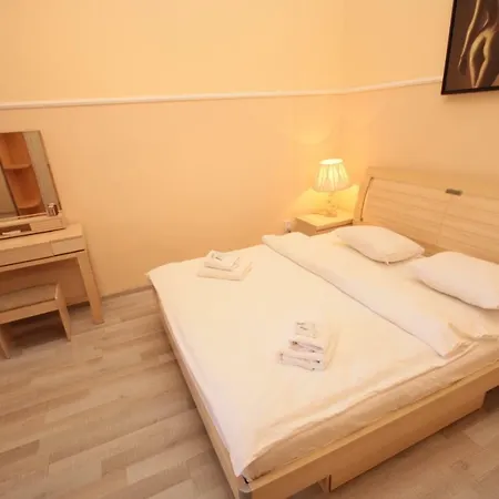Real Home Apartments In Kiev Center Exterior photo
