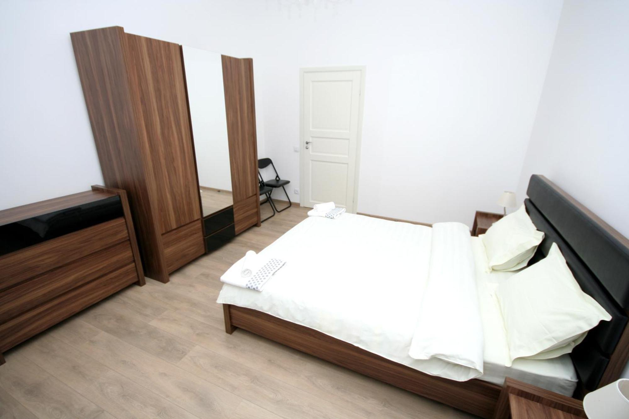 Apartment Real In Center Kyiv