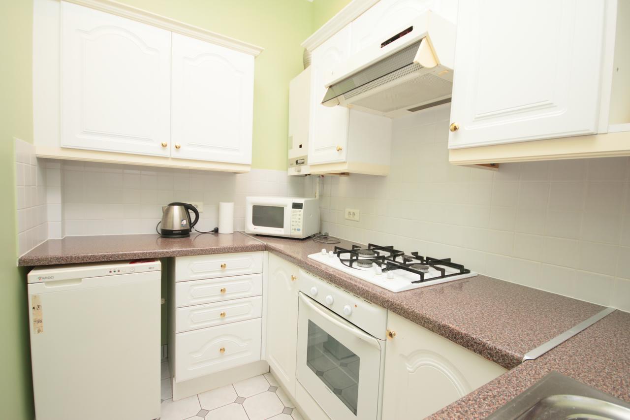 Real In Center Apartment *