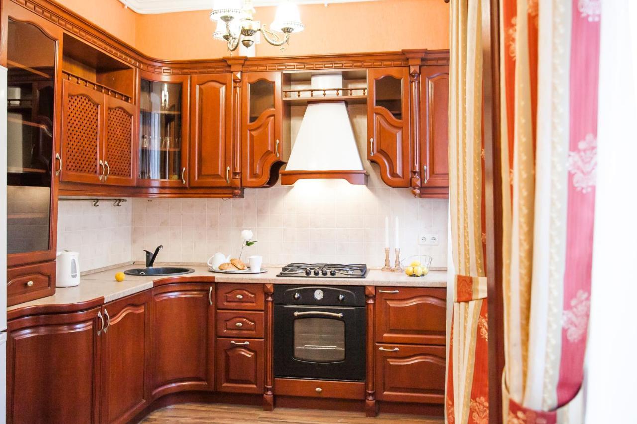 Real In Center Apartment *