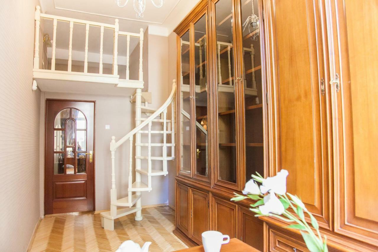 Apartment Real In Center Kyiv